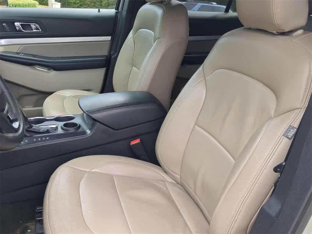 Thumbnail: 2018 Ford Explorer - 15