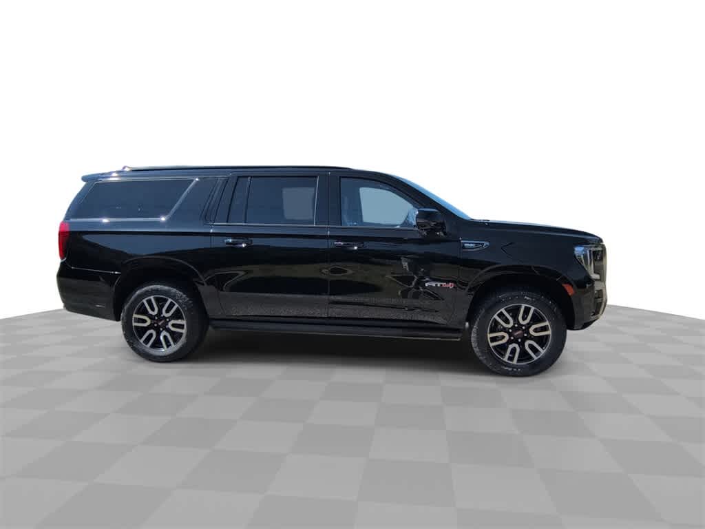 Thumbnail: 2024 GMC Yukon XL - 9