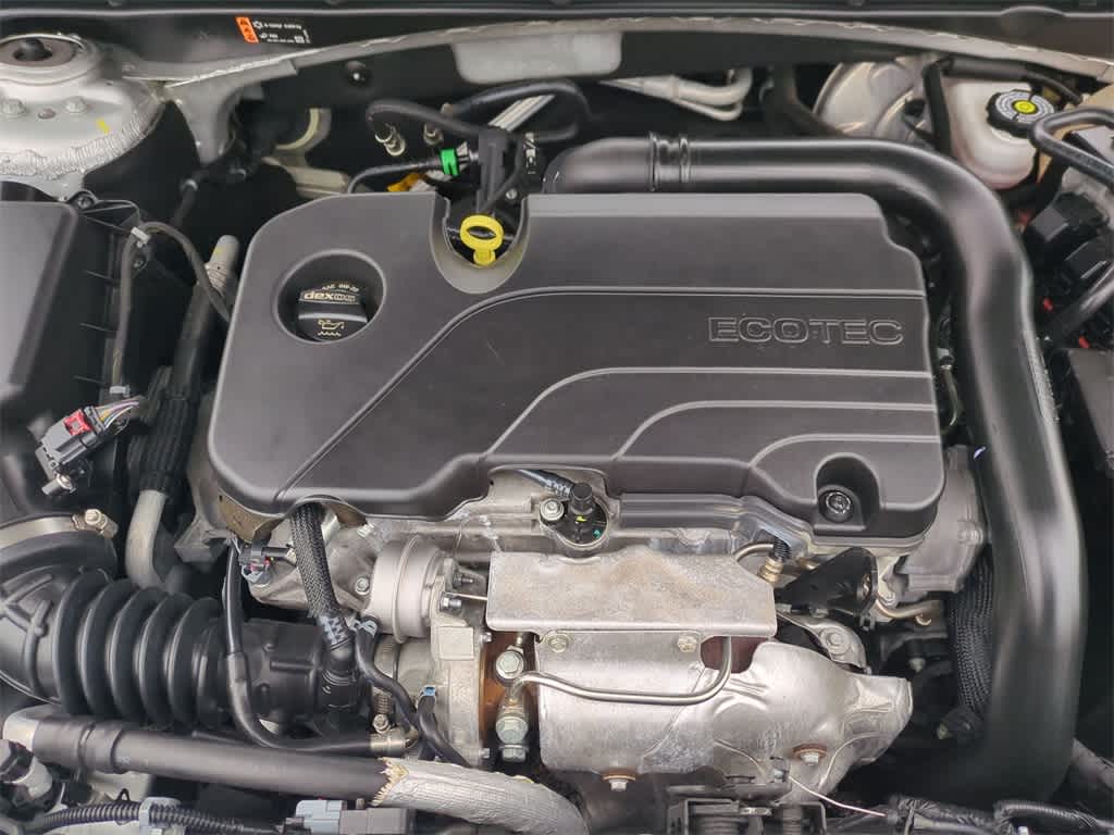 Thumbnail: 2022 Chevrolet Malibu - 14