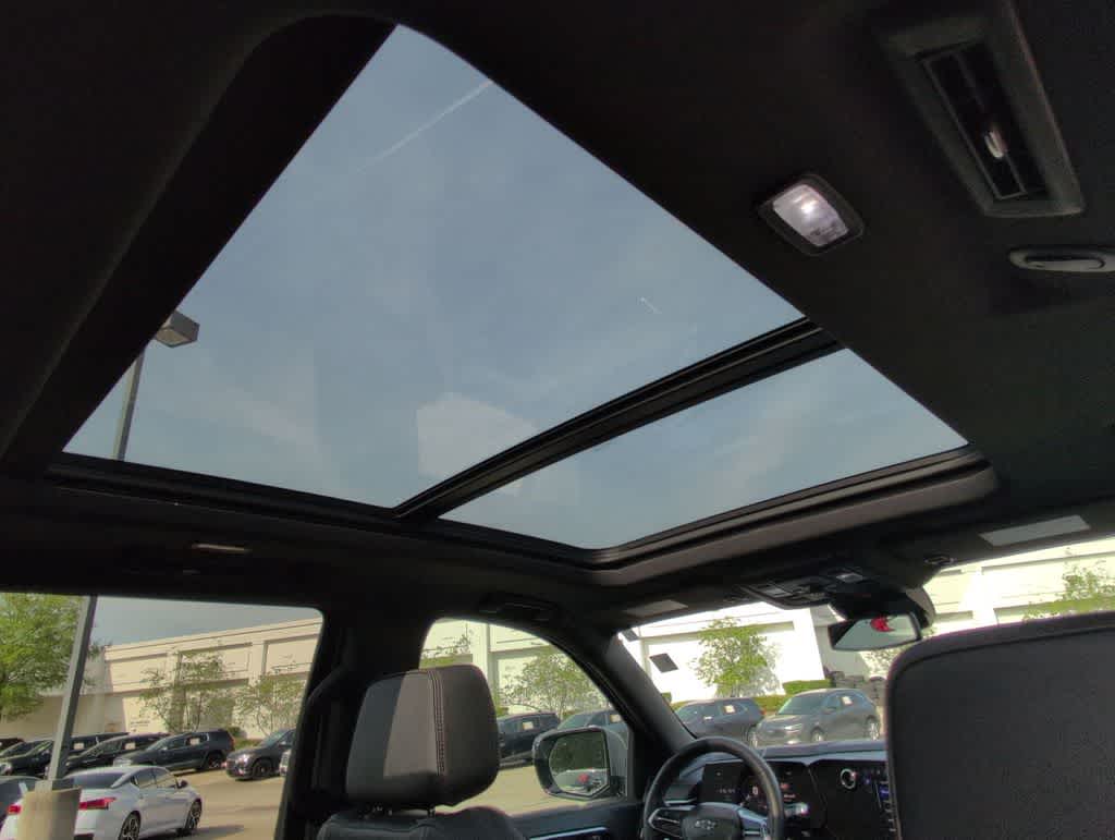 Thumbnail: 2025 Chevrolet Tahoe - 23