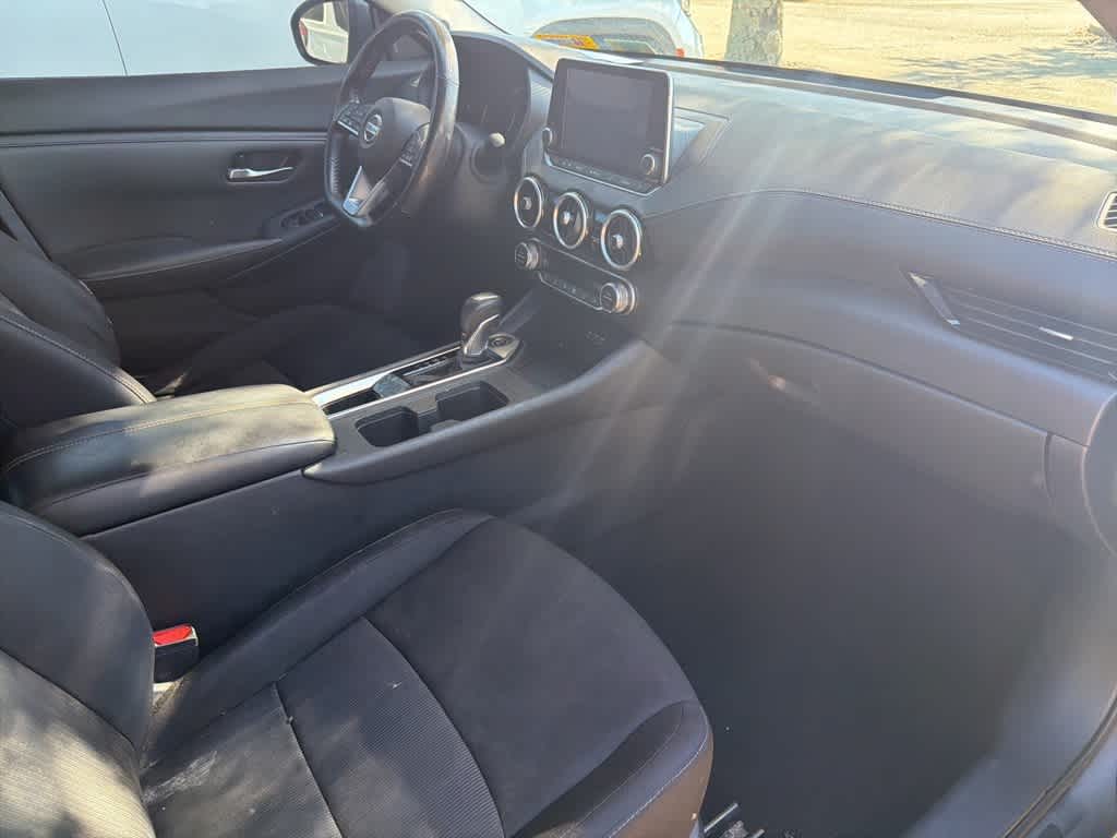 Thumbnail: 2021 Nissan Sentra - 13