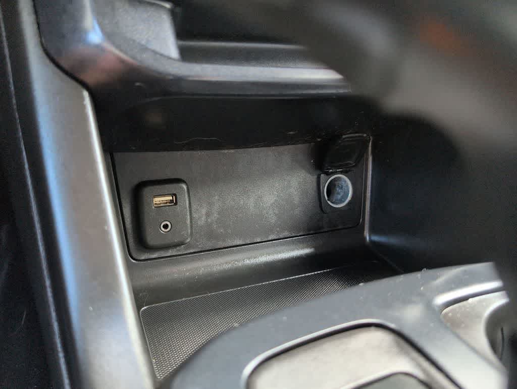 Thumbnail: 2017 Chevrolet Colorado - 28