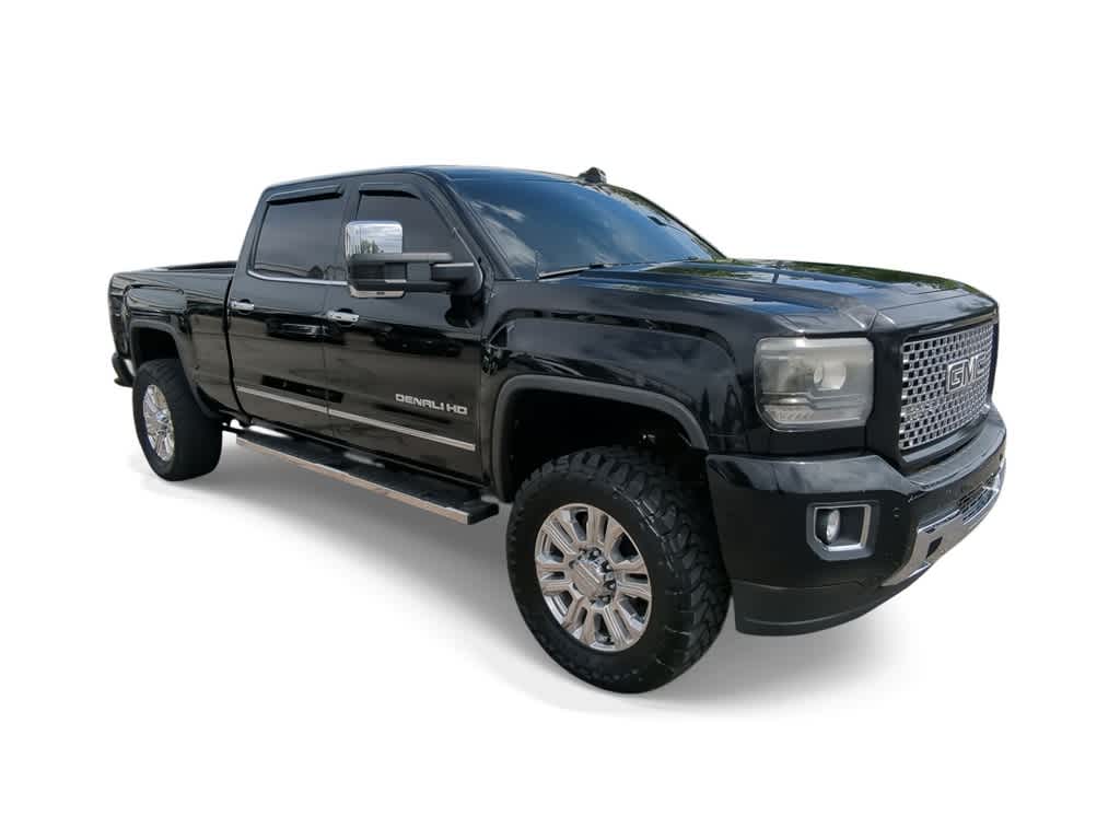 2016 GMC Sierra 2500 Denali 2