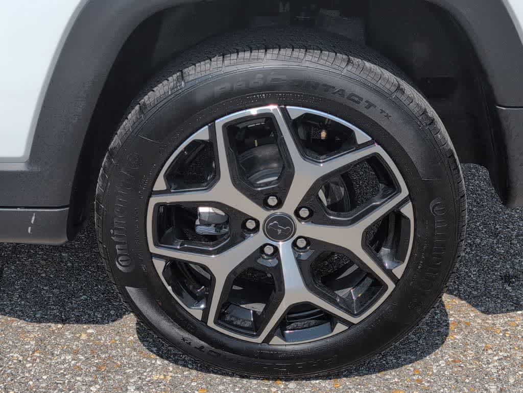 Thumbnail: 2025 Jeep Compass - 14