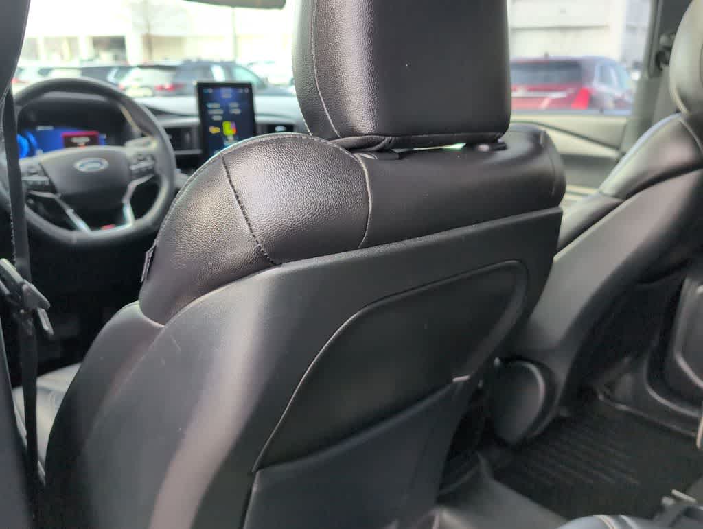 Thumbnail: 2020 Ford Explorer - 18