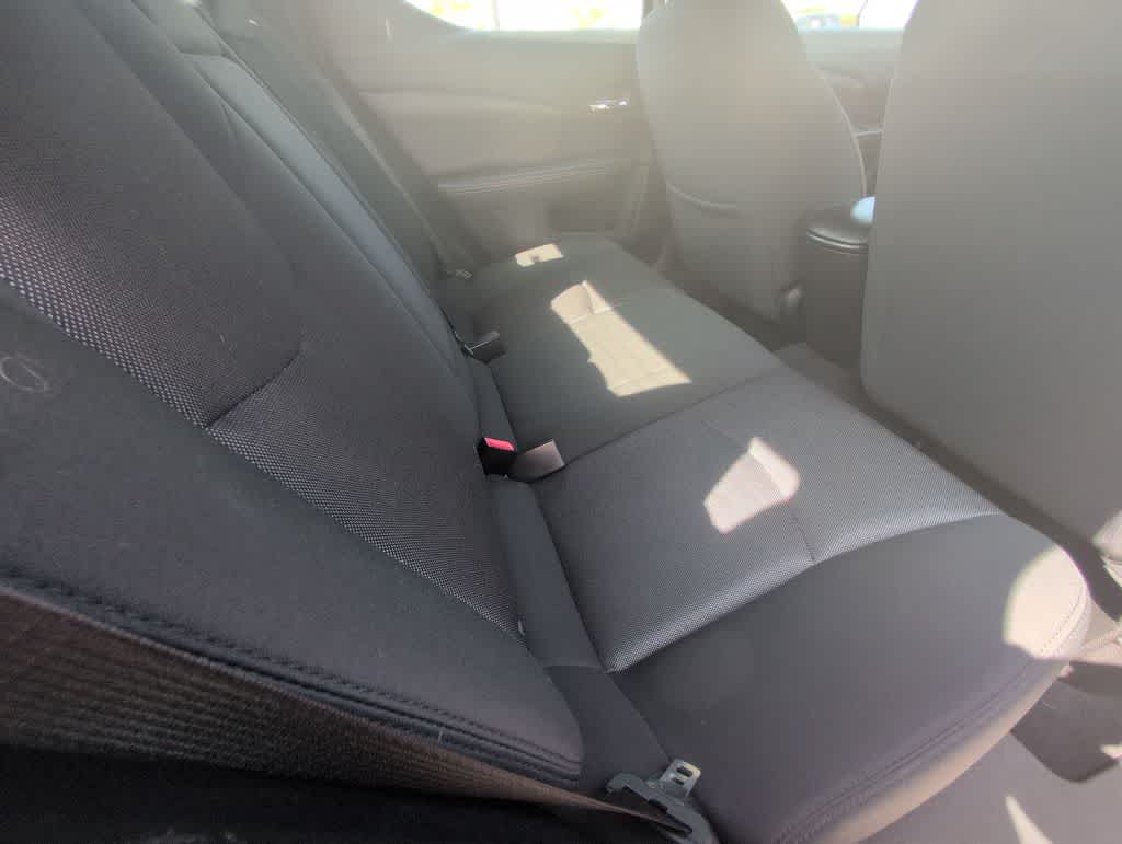 Thumbnail: 2012 Dodge Avenger - 20