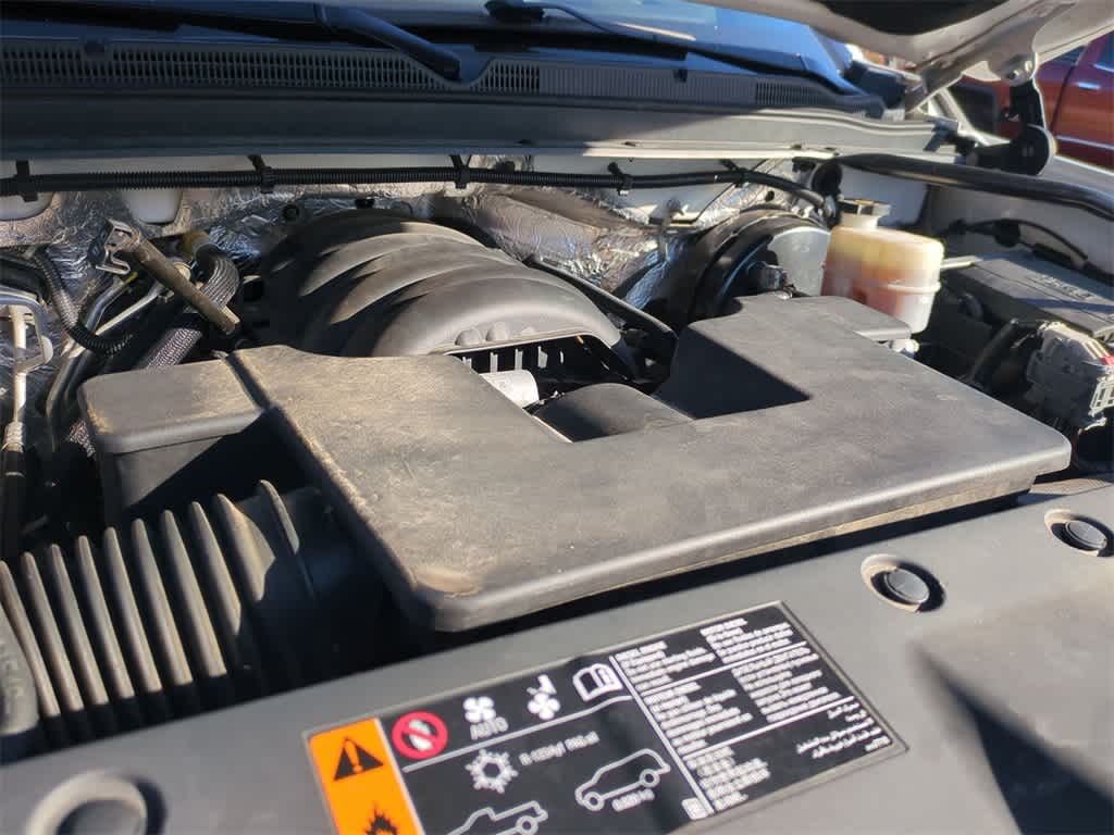 Thumbnail: 2018 Chevrolet Suburban - 15