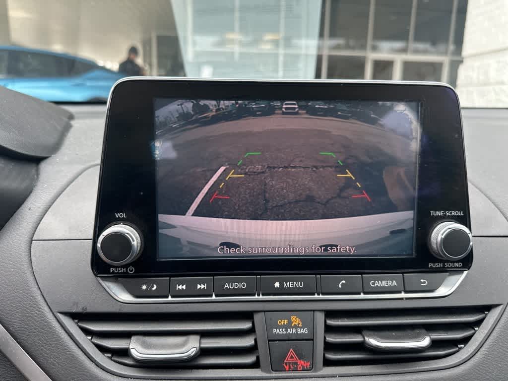 Thumbnail: 2020 Nissan Altima - 15