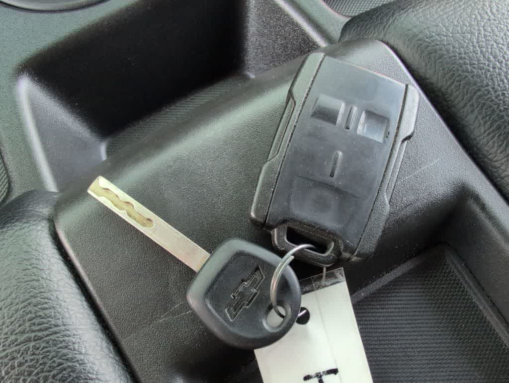 Thumbnail: 2020 Chevrolet Silverado 1500 - 36