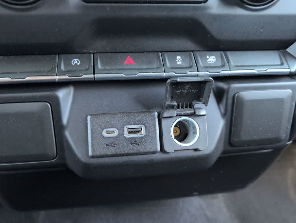 Thumbnail: 2020 Chevrolet Silverado 1500 - 31