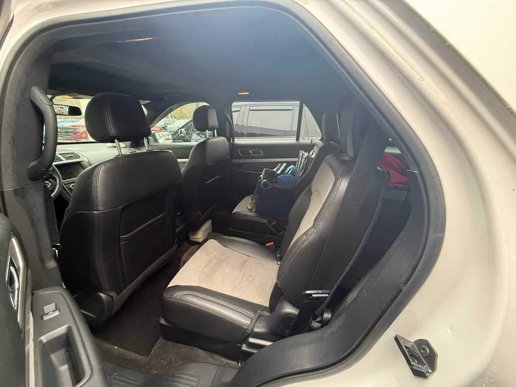 Thumbnail: 2017 Ford Explorer - 5