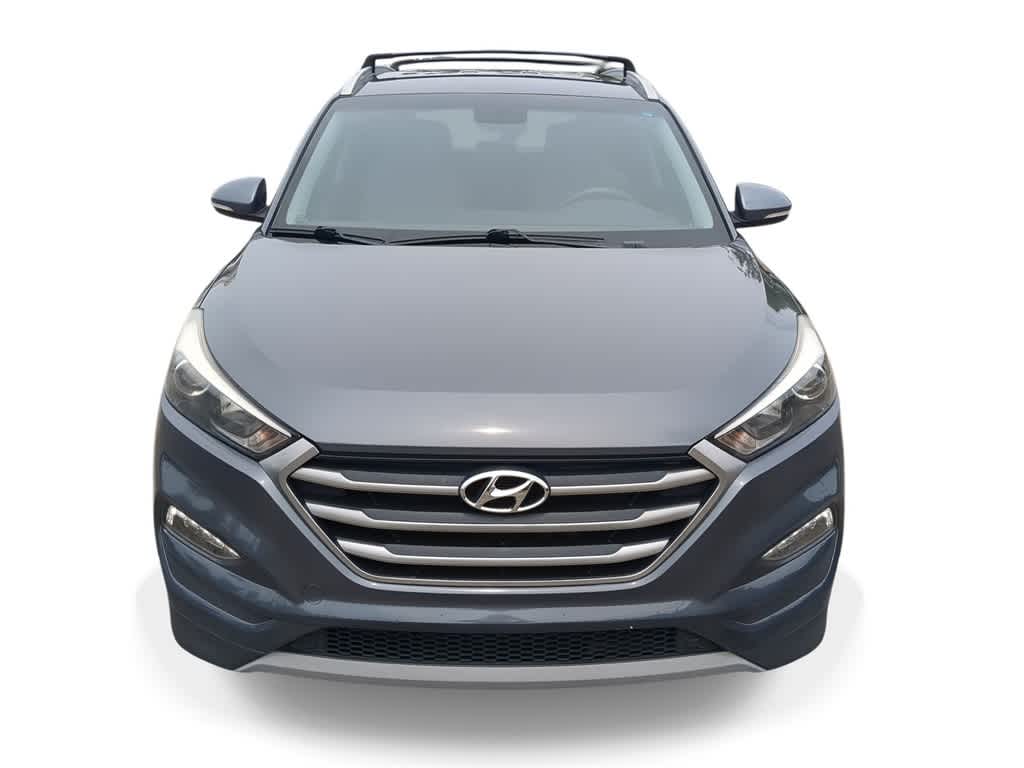 Thumbnail: 2017 Hyundai Tucson - 3