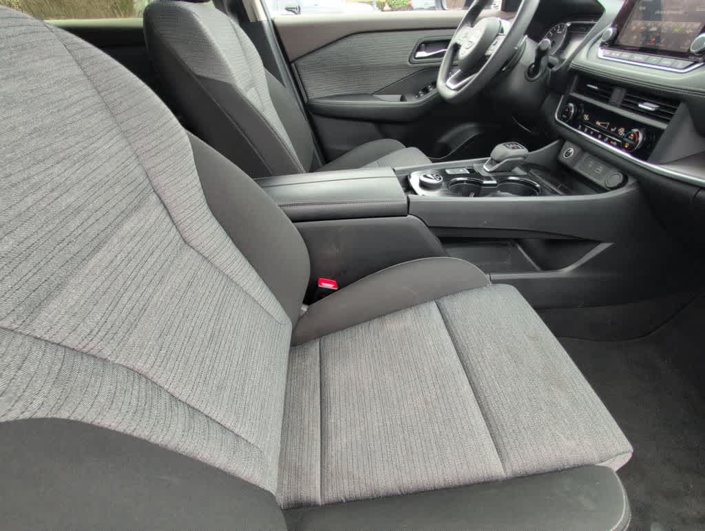 Thumbnail: 2023 Nissan Rogue - 21