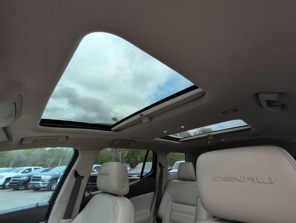 Thumbnail: 2017 GMC Acadia - 20