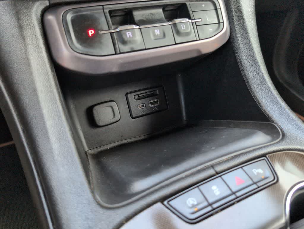 Thumbnail: 2020 GMC Acadia - 33