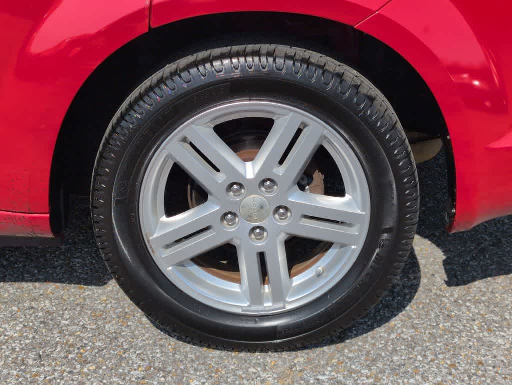 Thumbnail: 2012 Dodge Avenger - 13