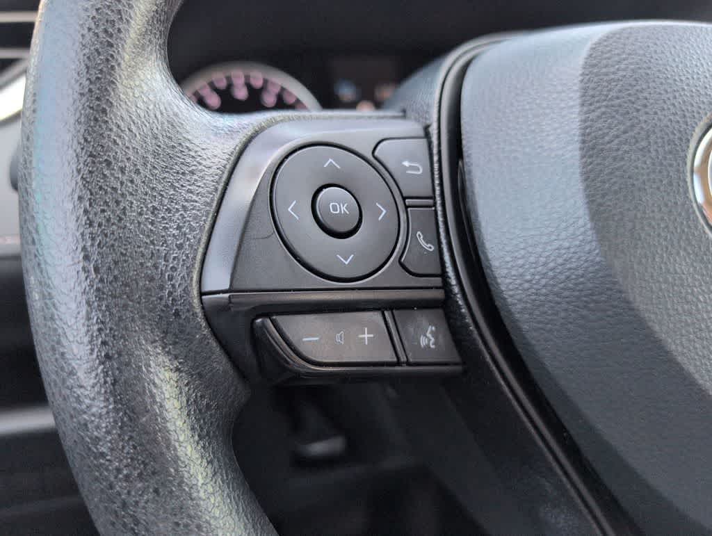 Thumbnail: 2021 Toyota RAV4 - 25