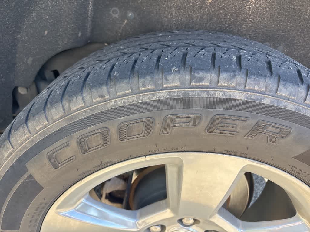 Thumbnail: 2018 Chevrolet Suburban - 28