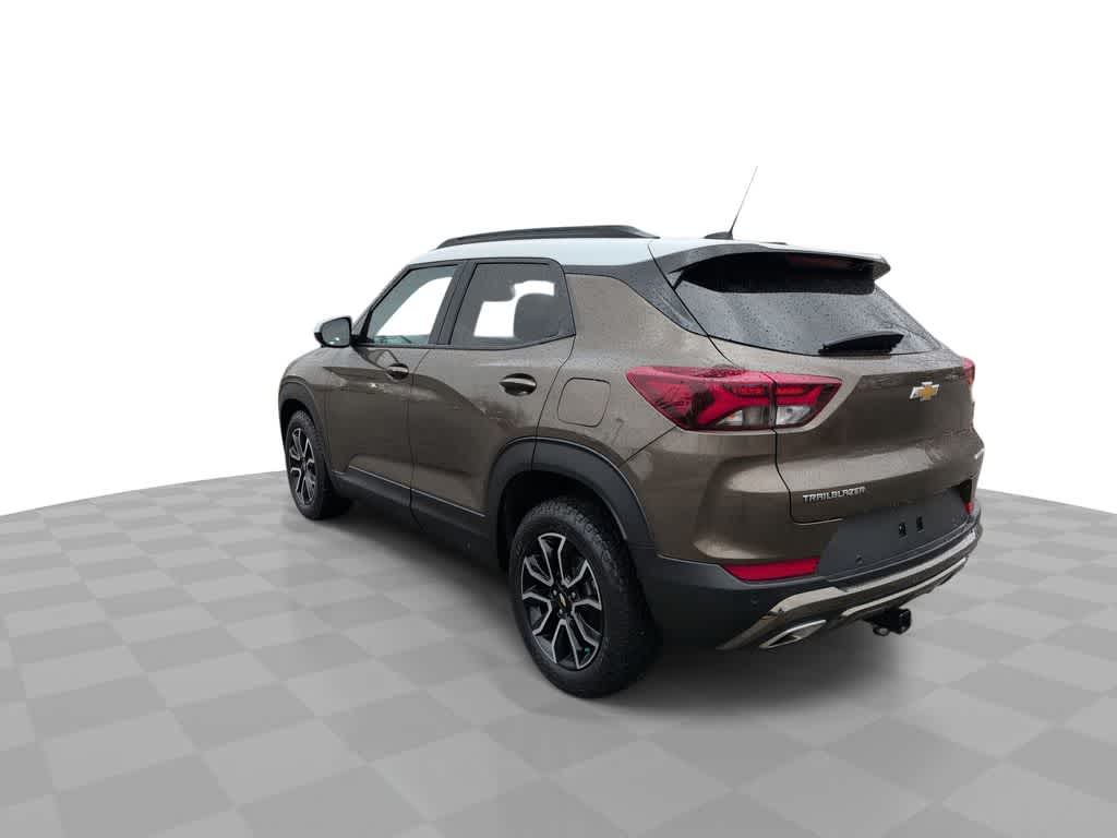 Thumbnail: 2021 Chevrolet TrailBlazer - 6