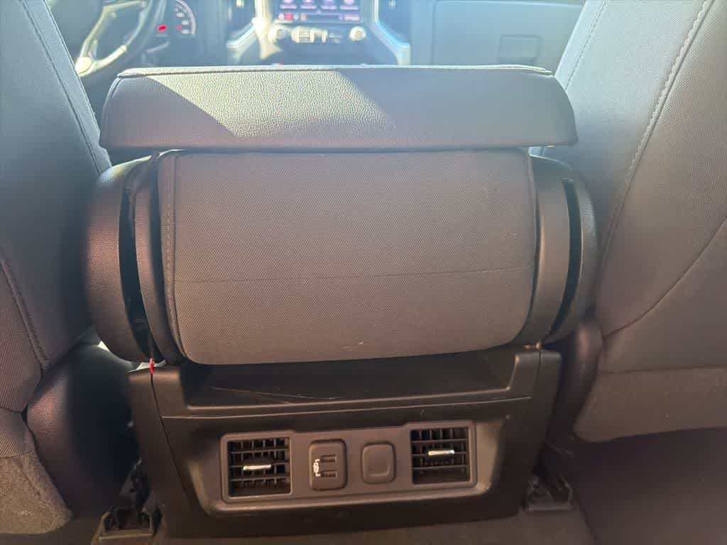 Thumbnail: 2021 Chevrolet Silverado 1500 - 18