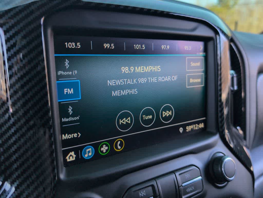 Thumbnail: 2020 Chevrolet Silverado 1500 - 30