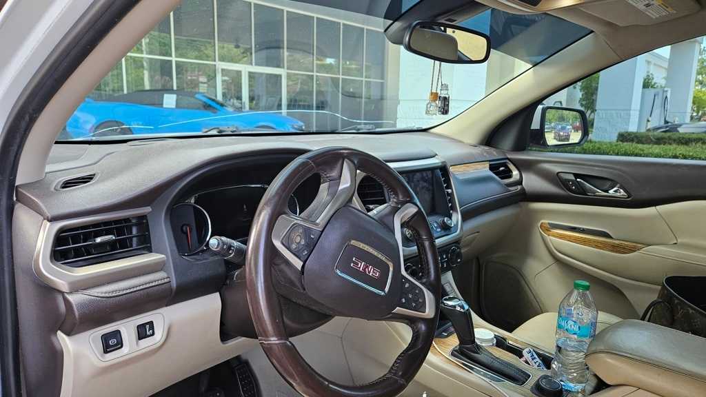 Thumbnail: 2017 GMC Acadia - 2