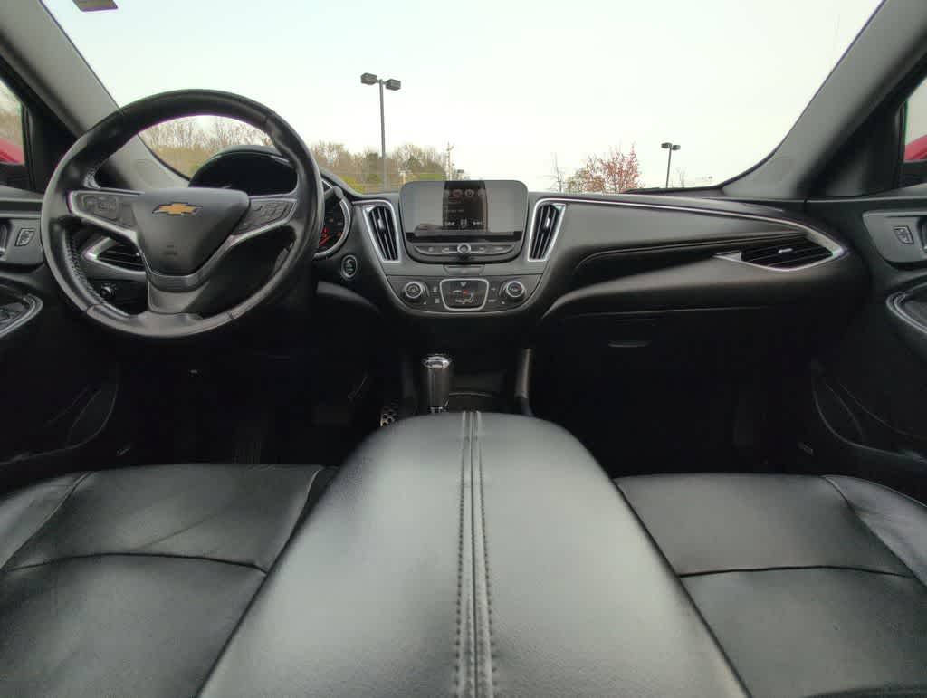 Thumbnail: 2016 Chevrolet Malibu - 15