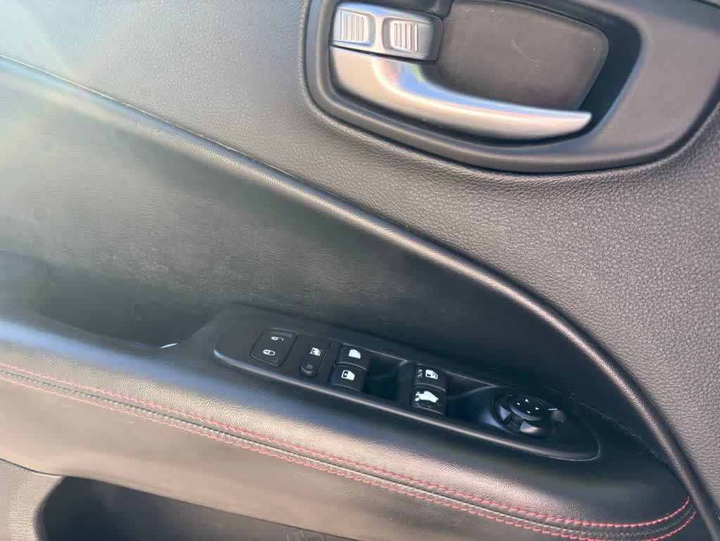 Thumbnail: 2020 Jeep Compass - 11