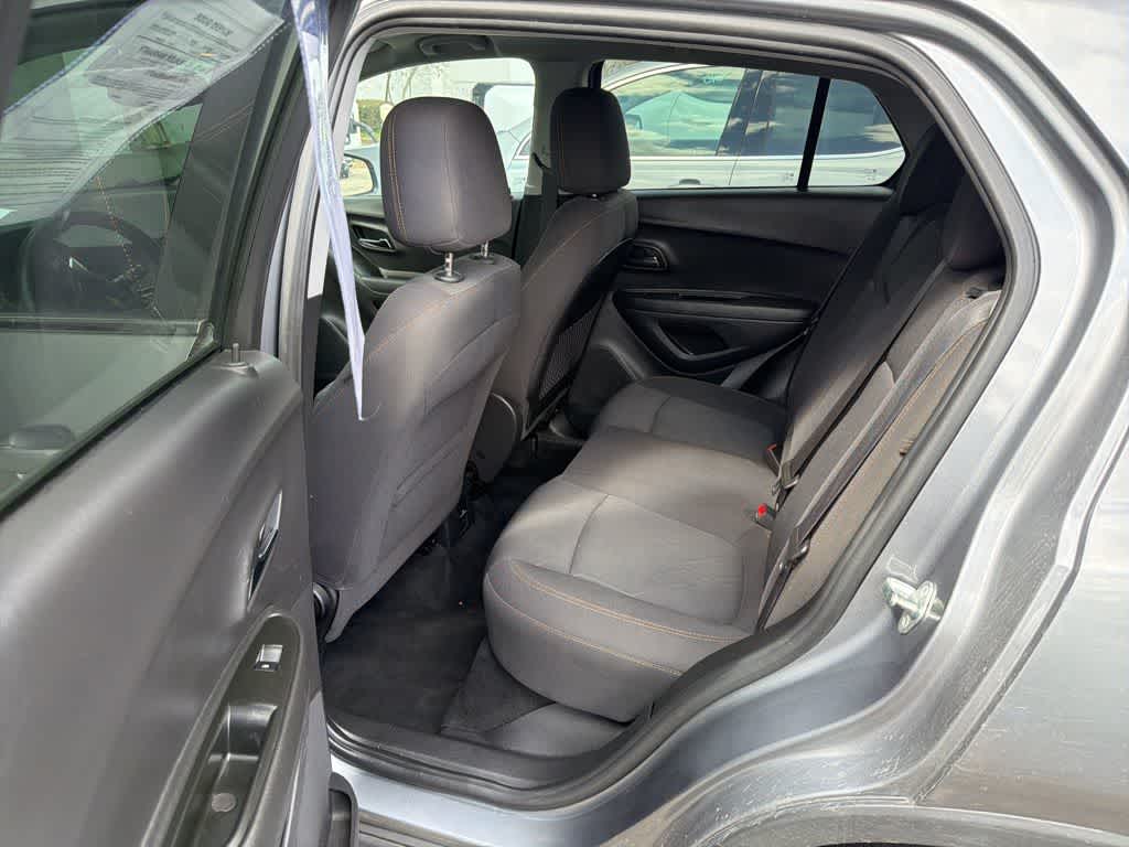 Thumbnail: 2020 Chevrolet Trax - 22