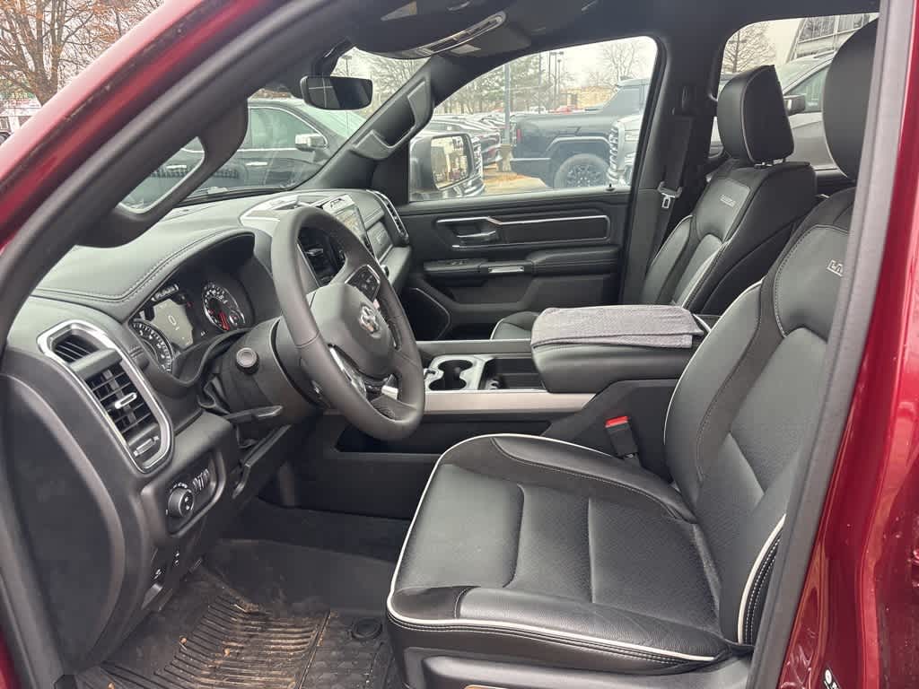 Thumbnail: 2025 RAM 1500 - 10