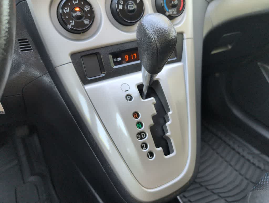 Thumbnail: 2010 Toyota Matrix - 29