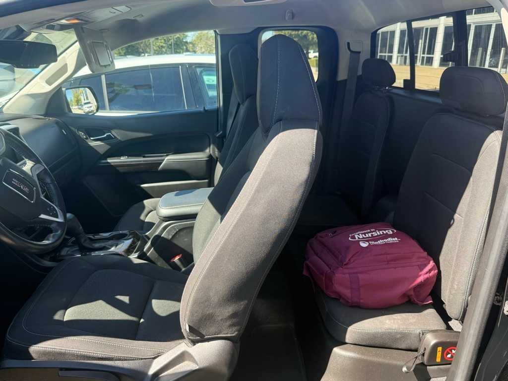 Thumbnail: 2019 GMC Canyon - 4