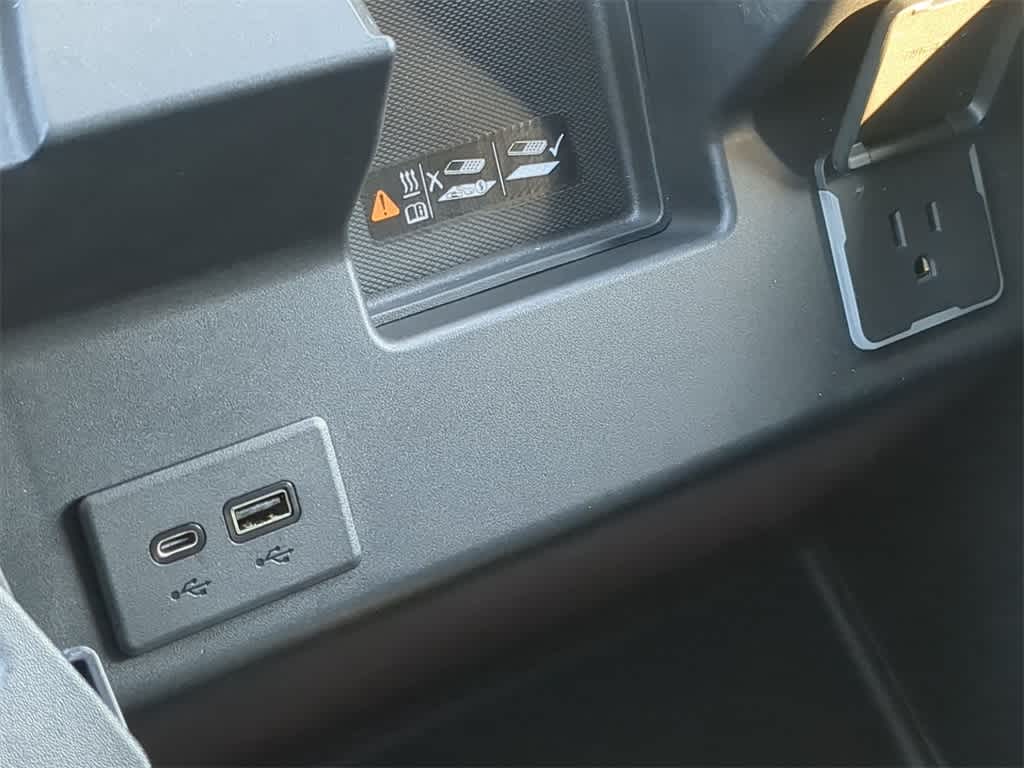 Thumbnail: 2022 GMC Sierra 1500 - 32