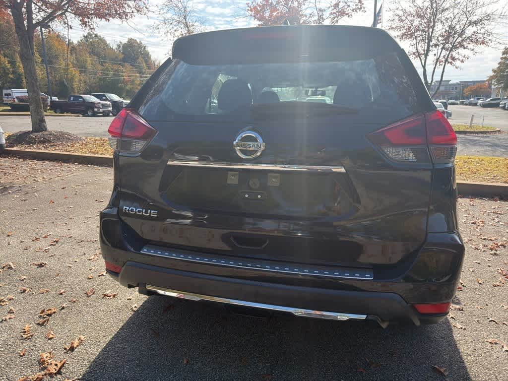 Thumbnail: 2018 Nissan Rogue - 8