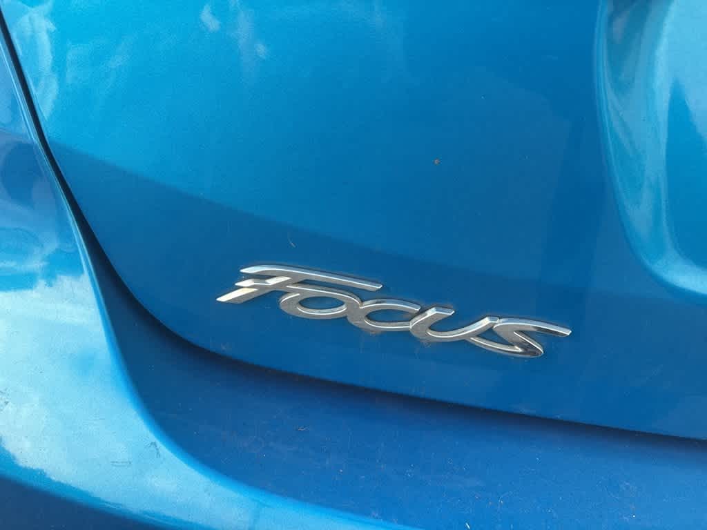 Thumbnail: 2016 Ford Focus - 10