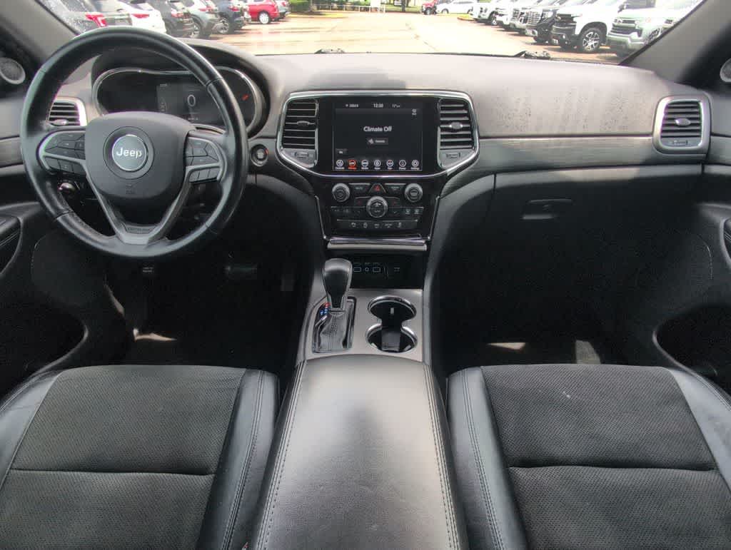 Thumbnail: 2020 Jeep Grand Cherokee - 16