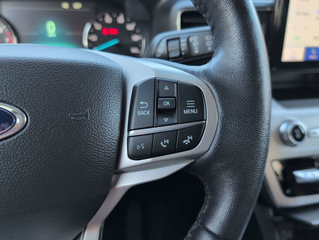 Thumbnail: 2022 Ford Explorer - 25