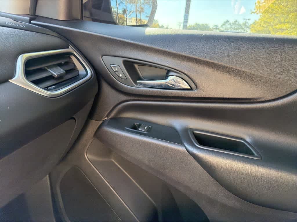 Thumbnail: 2019 Chevrolet Equinox - 7