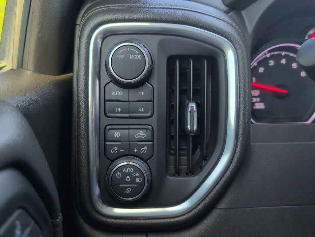Thumbnail: 2020 Chevrolet Silverado 1500 - 28