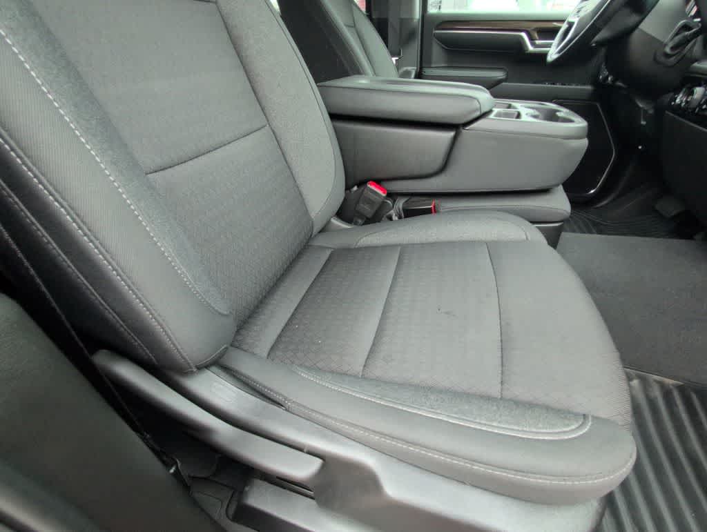 Thumbnail: 2023 Chevrolet Silverado 1500 - 21