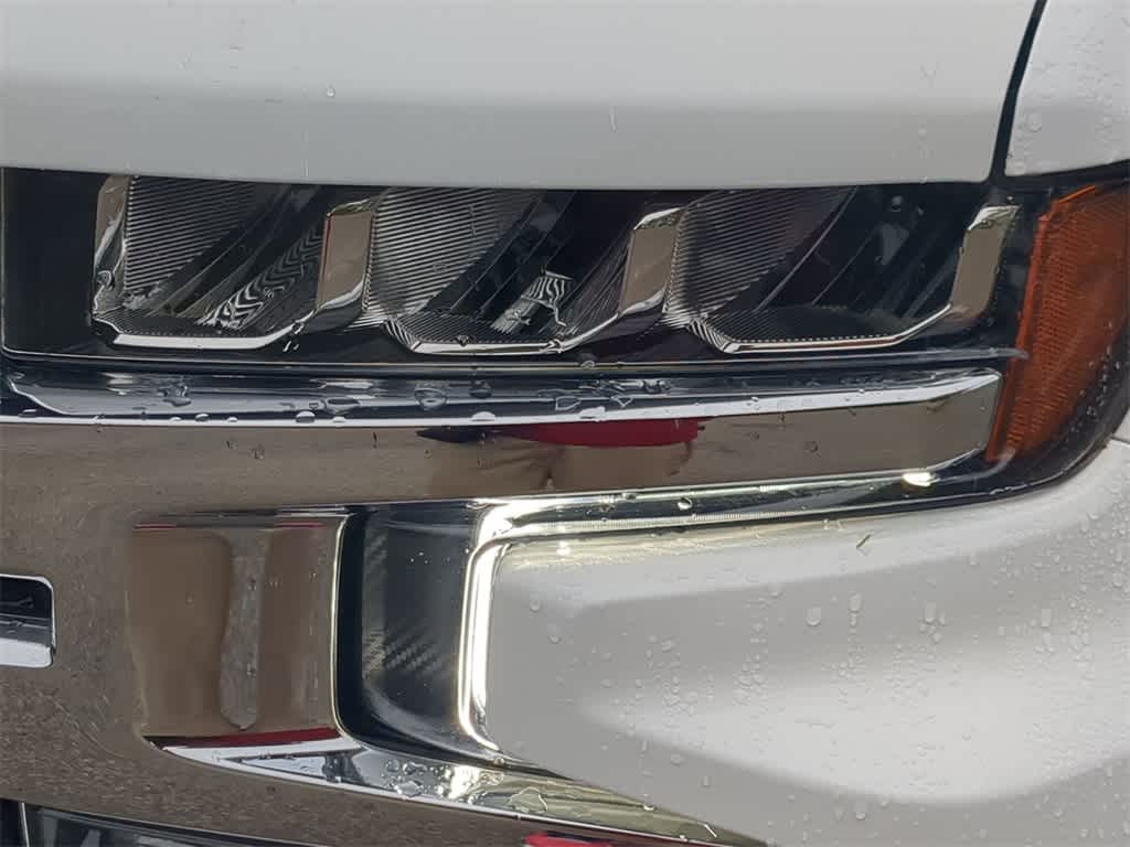 Thumbnail: 2021 Chevrolet Silverado 1500 - 11