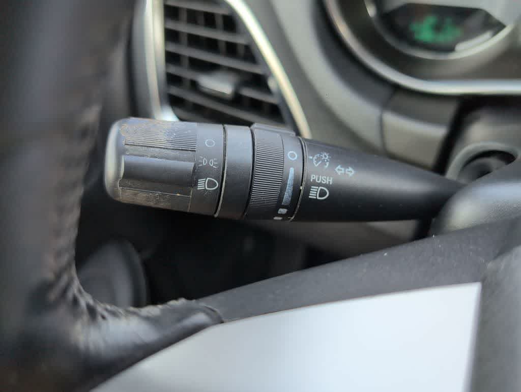 Thumbnail: 2012 Dodge Avenger - 26