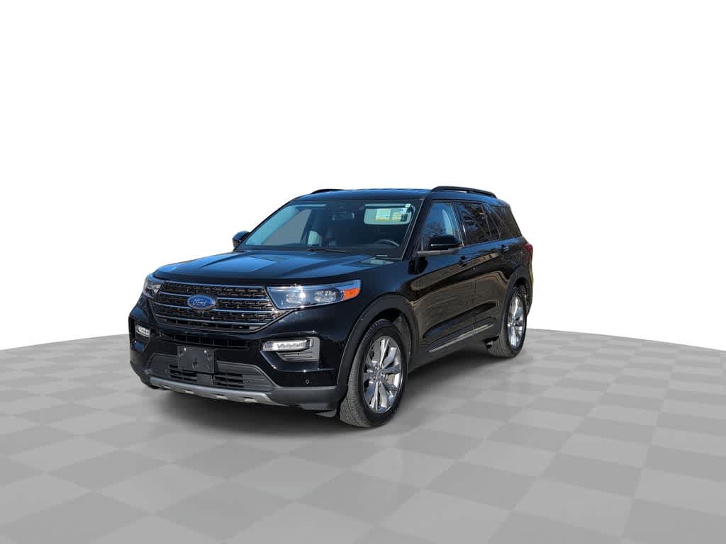 Thumbnail: 2022 Ford Explorer - 4