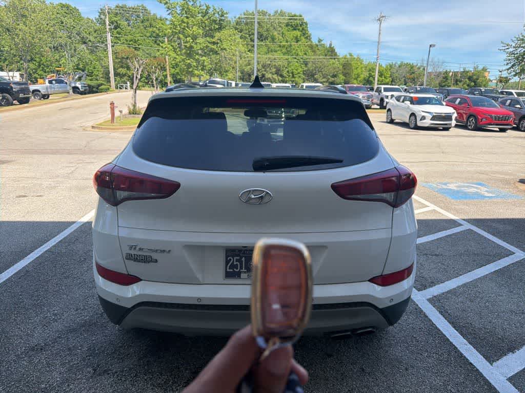 Thumbnail: 2018 Hyundai Tucson - 23