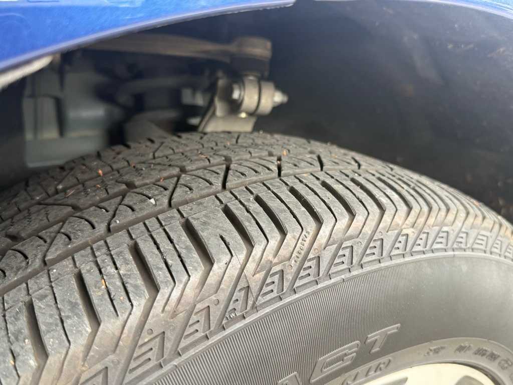 Thumbnail: 2021 Jaguar F-Pace - 10