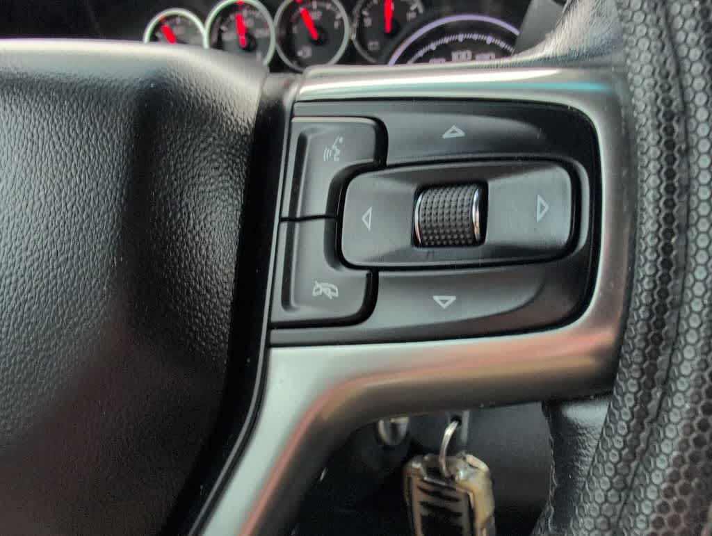 Thumbnail: 2020 Chevrolet Silverado 1500 - 24