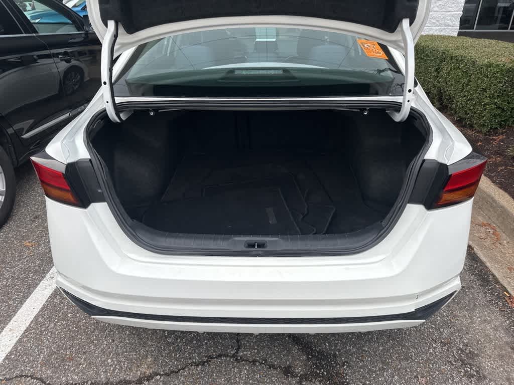 Thumbnail: 2020 Nissan Altima - 5