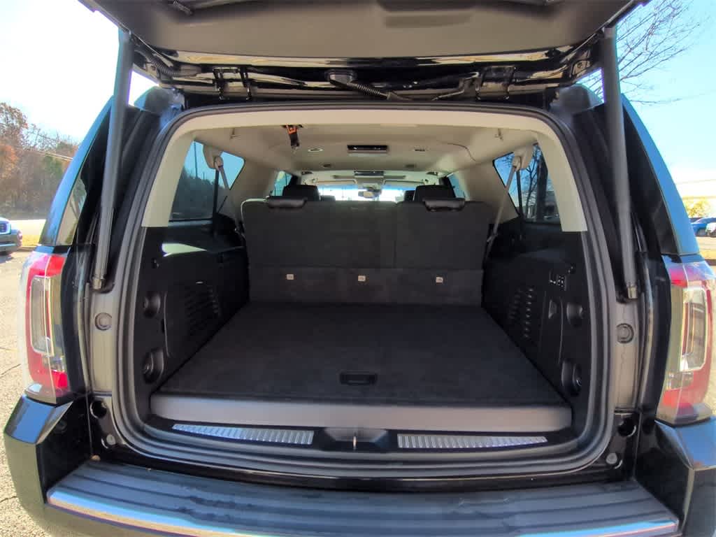 Thumbnail: 2019 GMC Yukon XL - 36