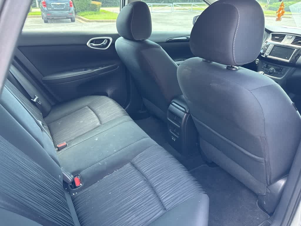 Thumbnail: 2019 Nissan Sentra - 8