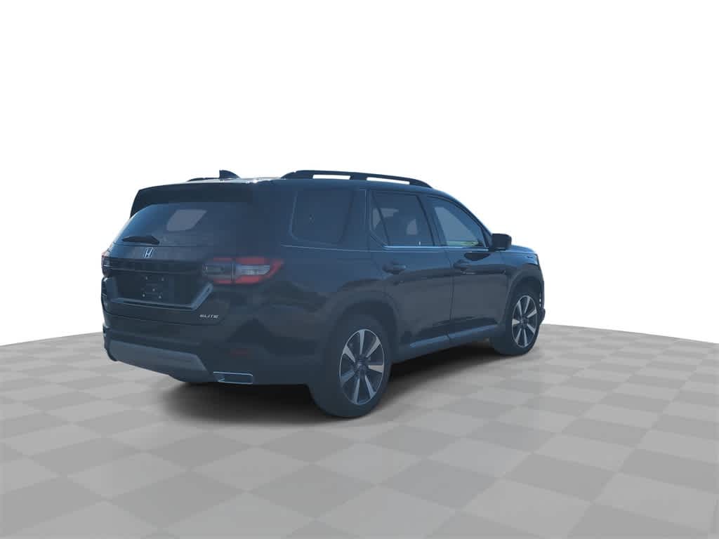 Thumbnail: 2025 Honda Pilot - 8